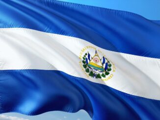El Salvador là quốc gia đầu tiên chấp nhận Bitcoin